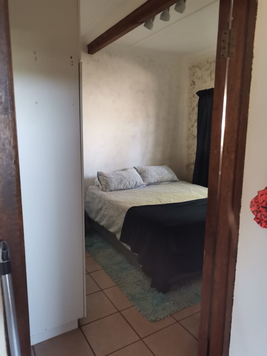  Bedroom Property for Sale in Paradise Beach Eastern Cape